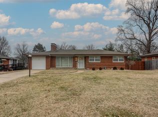 521 Southgate Dr, Belleville, IL