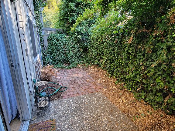 5th image of 205 Potrero St #5