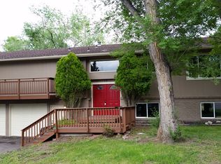 17 Newport Cir, Colorado Springs, CO 80906