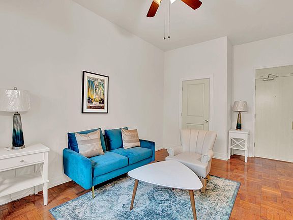 4th image of 1100 N Lasalle St #1302