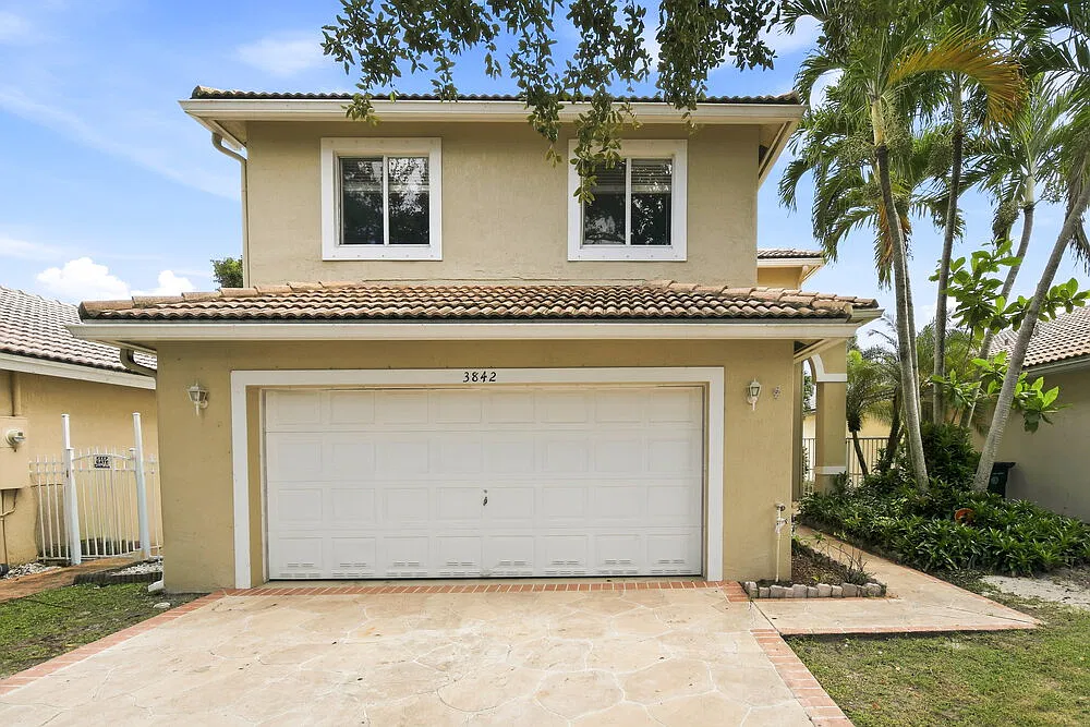 4 bed, 2.5 bath, 2361 sqft, $4,145 — Photo 1