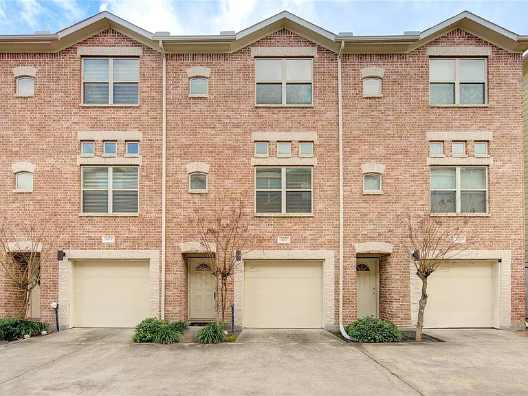 2710 Hullsmith Dr #402 — Photo 3