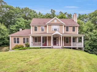 18 Danforth Ln, Bolton, MA 01740