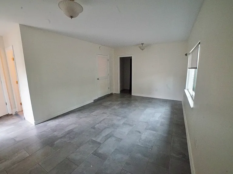 2488 Davis Blvd — Photo 6