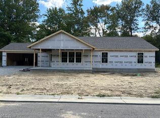 603 S Raccoon Rd #64, Austintown, OH 44515