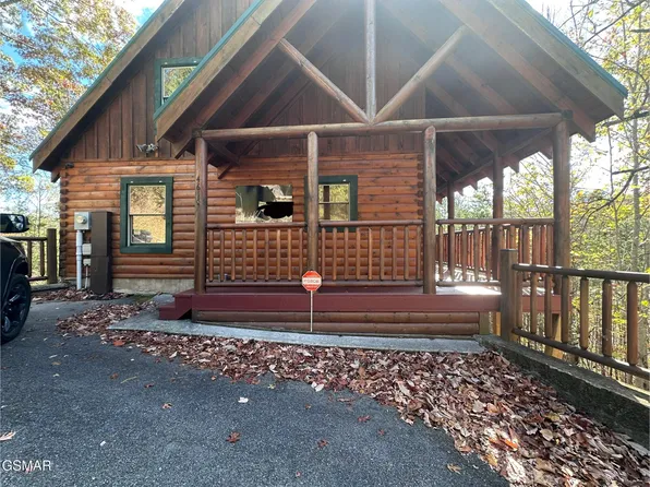 4614 Nottingham Heights Way, Pigeon Forge, TN 37863