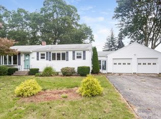 78 Montgomery St, Warwick, RI 02886