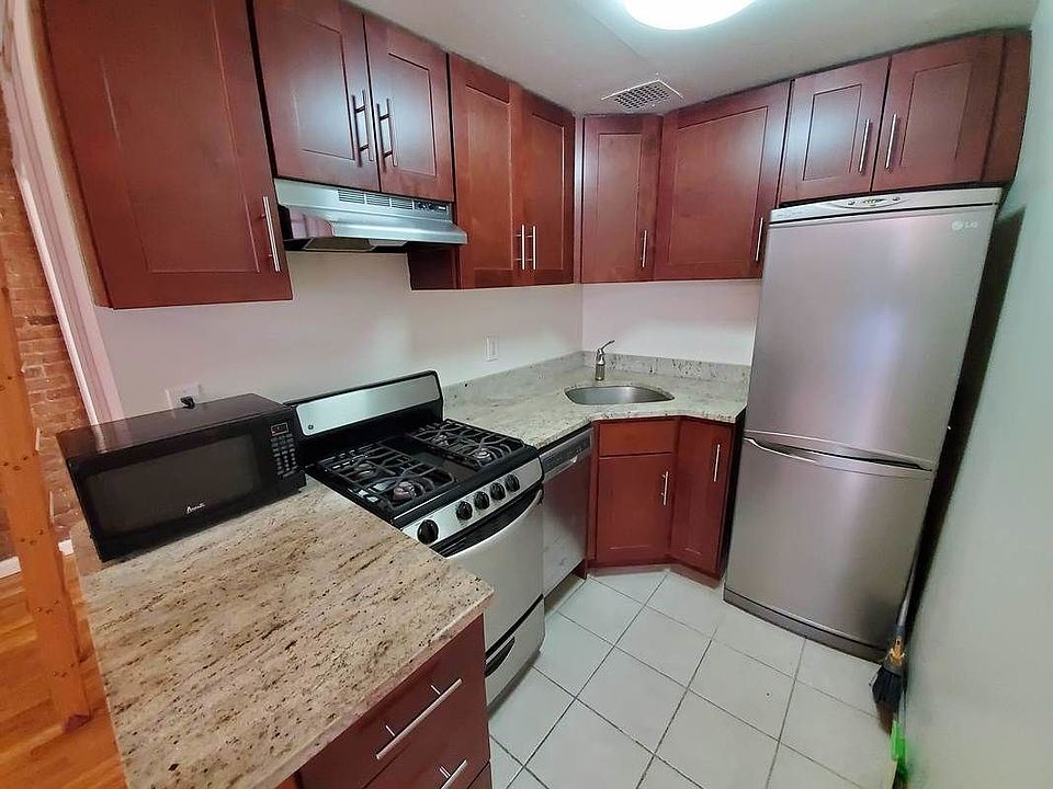 1st image of 111 W 75th St APT 2R