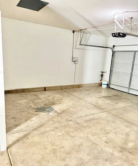 1562 Cheshire Dr — Photo 61