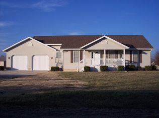 24335 Raleigh Rd, Waynesville, MO 65583