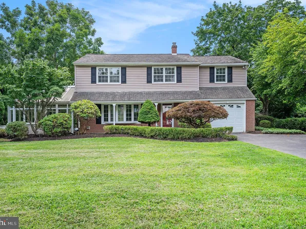 1566 Vernon Rd, Blue Bell, PA 19422