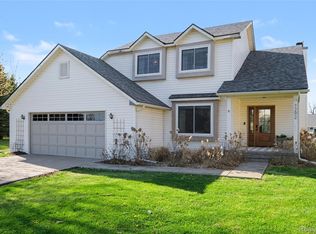 1292 Theresa Dr, Fenton, MI 48430
