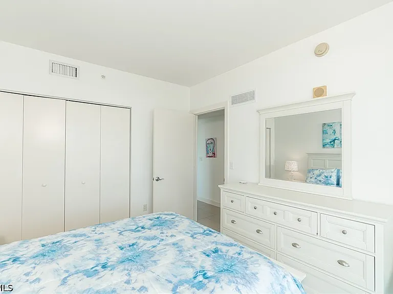 3000 Oasis Grand Blvd #801 — Photo 17