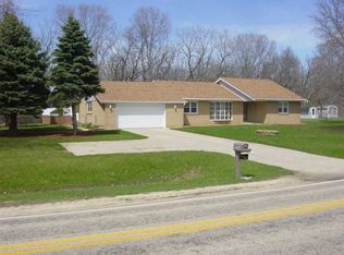 7966 McCurry Rd, Roscoe, IL 61073