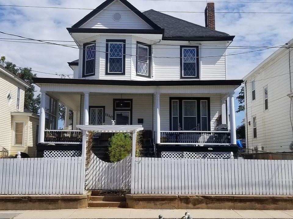 1st image of 1110 Early St
