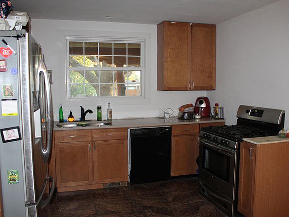 5th image of 1136 N Laguna Ave