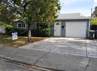 1042 Van Buren St, Fairfield, CA