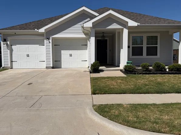 621 Quail Meadows Dr, Cleburne, TX 76031