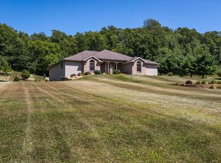 N6528 Forest Ct, Holmen, WI 54636