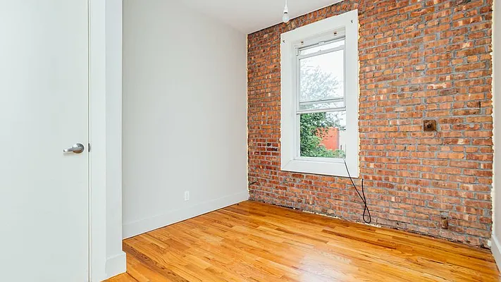 Rented by Nooklyn NYC LLC | media 14