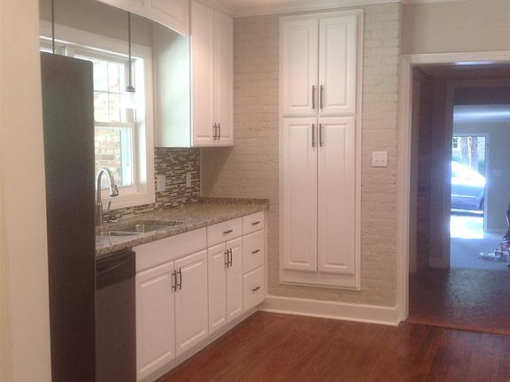 5th image of 112 Creekwood Dr
