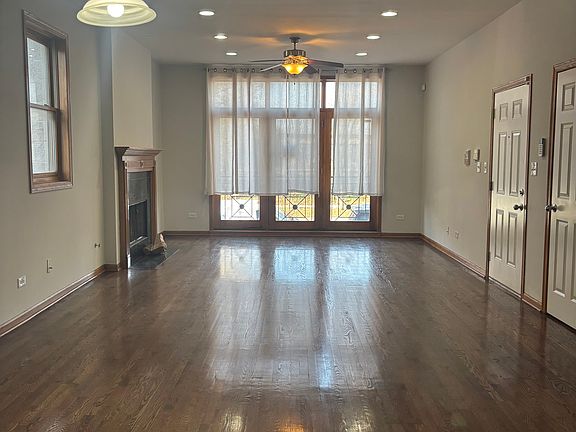 living/dining room combo