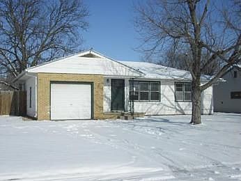 1st image of 8 Harvest Ln
