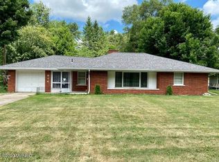 514 E South St, Sturgis, MI 49091