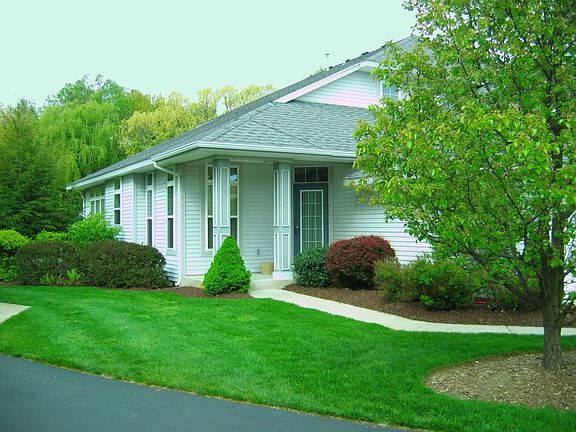 2nd image of 3346 Clearbrook Grn
