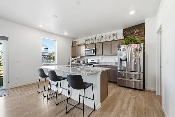 202 Swallow Rd — Photo 2