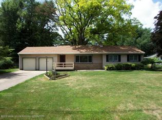 4323 Oakwood Dr, Okemos, MI 48864