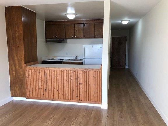 5th image of 1367 9th Ave APT 3