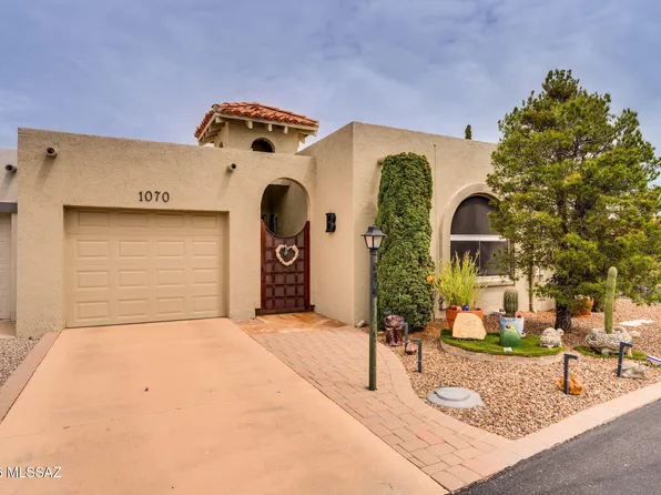 1070 W Camino Velasquez, Green Valley, AZ 85622