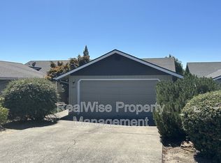 1456 Cameo Ct, Grants Pass, OR