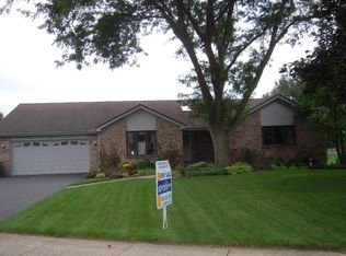 6743 Laurel Cherry Dr, Rockford, IL 61108