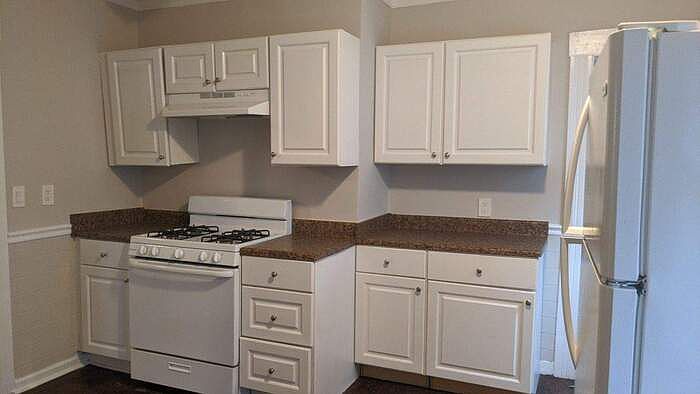 2nd image of 179 Whitney Ave #1