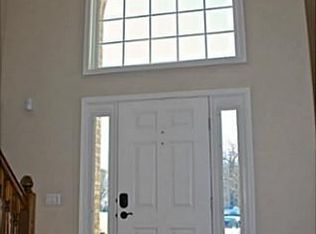 26339 Laurel Ln, Perrysburg, OH 43551