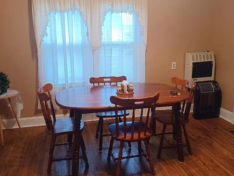 701 Circleview Dr — Photo 6