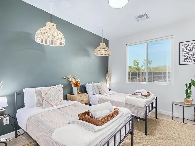 7015 E Davis Rd — Photo 11