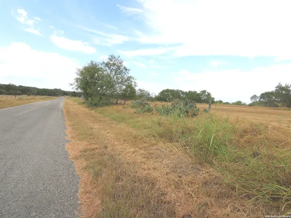 2.26 ACRES (TRACT 4) CR 433 LOT 4, Stockdale, TX 78160