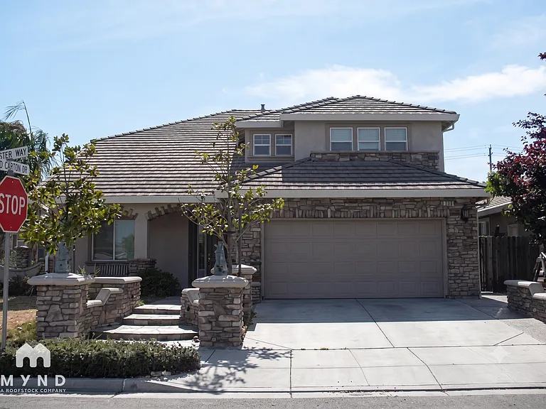 500 Lassen Way — Photo 1