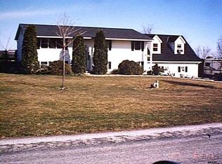 432 Little Creek Rd, Spring Grove, PA 17362