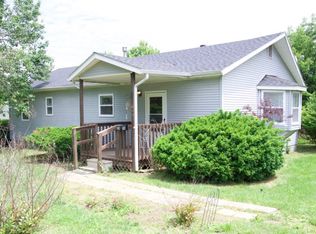 2496 County Road 1310, Moberly, MO 65270