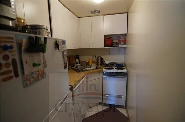 Rented by City Stop Realty | media 19