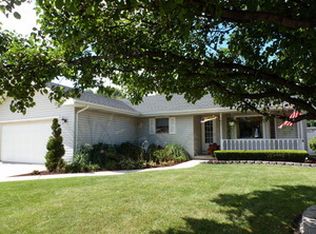 1141 Guinevere Ln, Bourbonnais, IL 60914