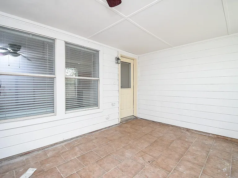 12827 Magenta Oaks Dr — Photo 21