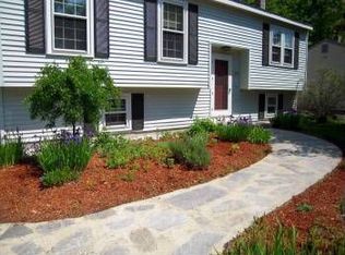 144 Mapleton Rd, Manchester, NH 03103