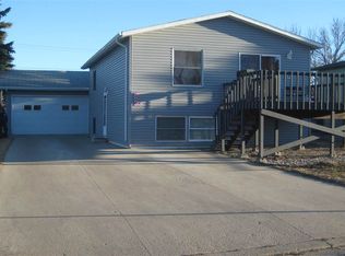 336 Colton Ave, Burlington, ND 58722