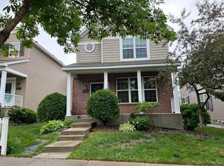 10010 Iris Ln, Eden Prairie, MN 55347