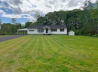 7 Forest Rd, Burnt Hills, NY 12027